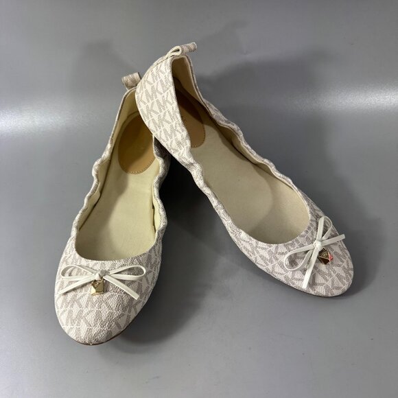 New MICHAEL MICHAEL KORS Juliette Logo Ballet Flat, Size 10 M - Picture 2 of 16